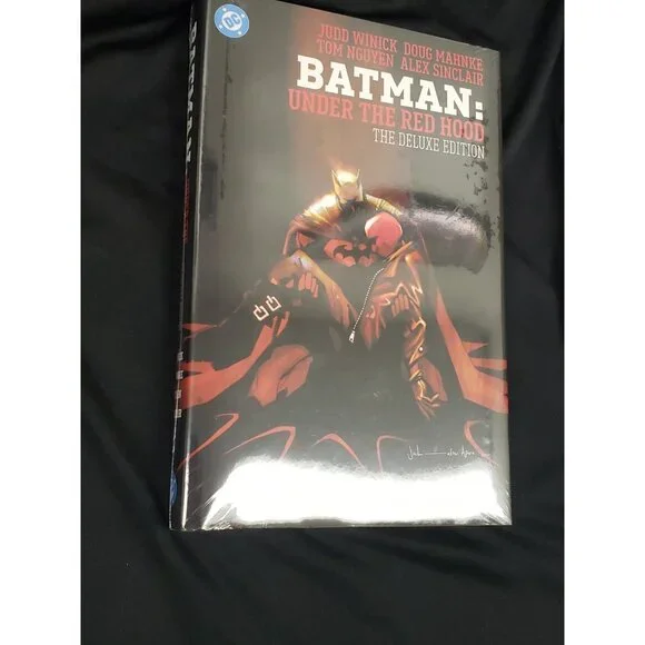 DC Comics Batman Under the Hood Deluxe Edition Hardback Celebratiing 40th Ann - Picture 6 of 7